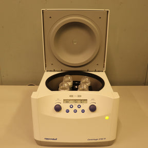 Eppendorf 5702R Refrigerated Centrifuge with A-4-38 Swing Bucket Rotor