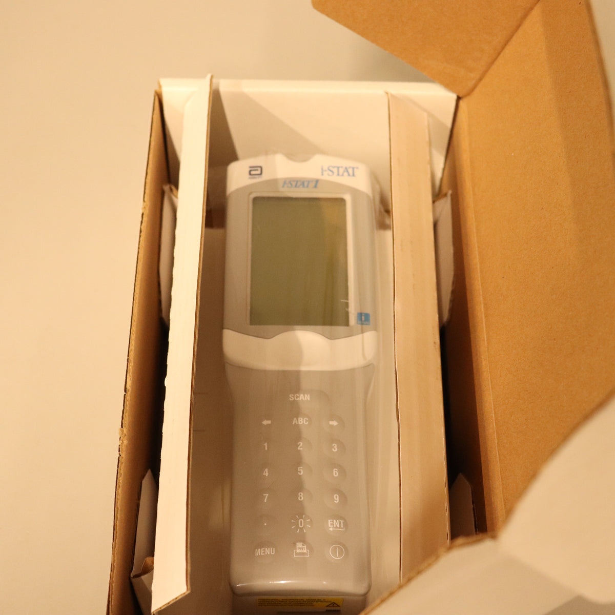 Abbott i-STAT 1 300-G Blood Analyzer System w/ Accessories