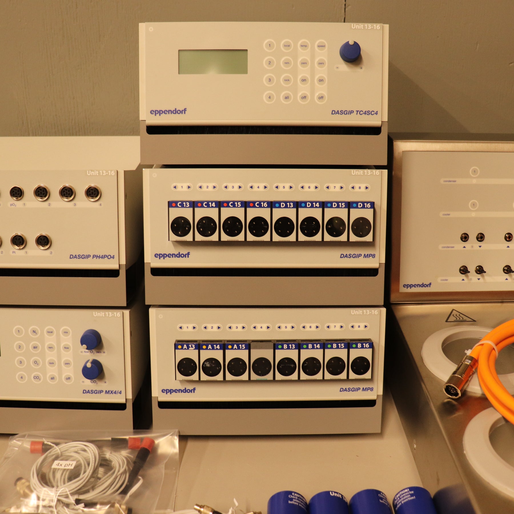 Eppendorf DASGIP Parallel Bioreactor System