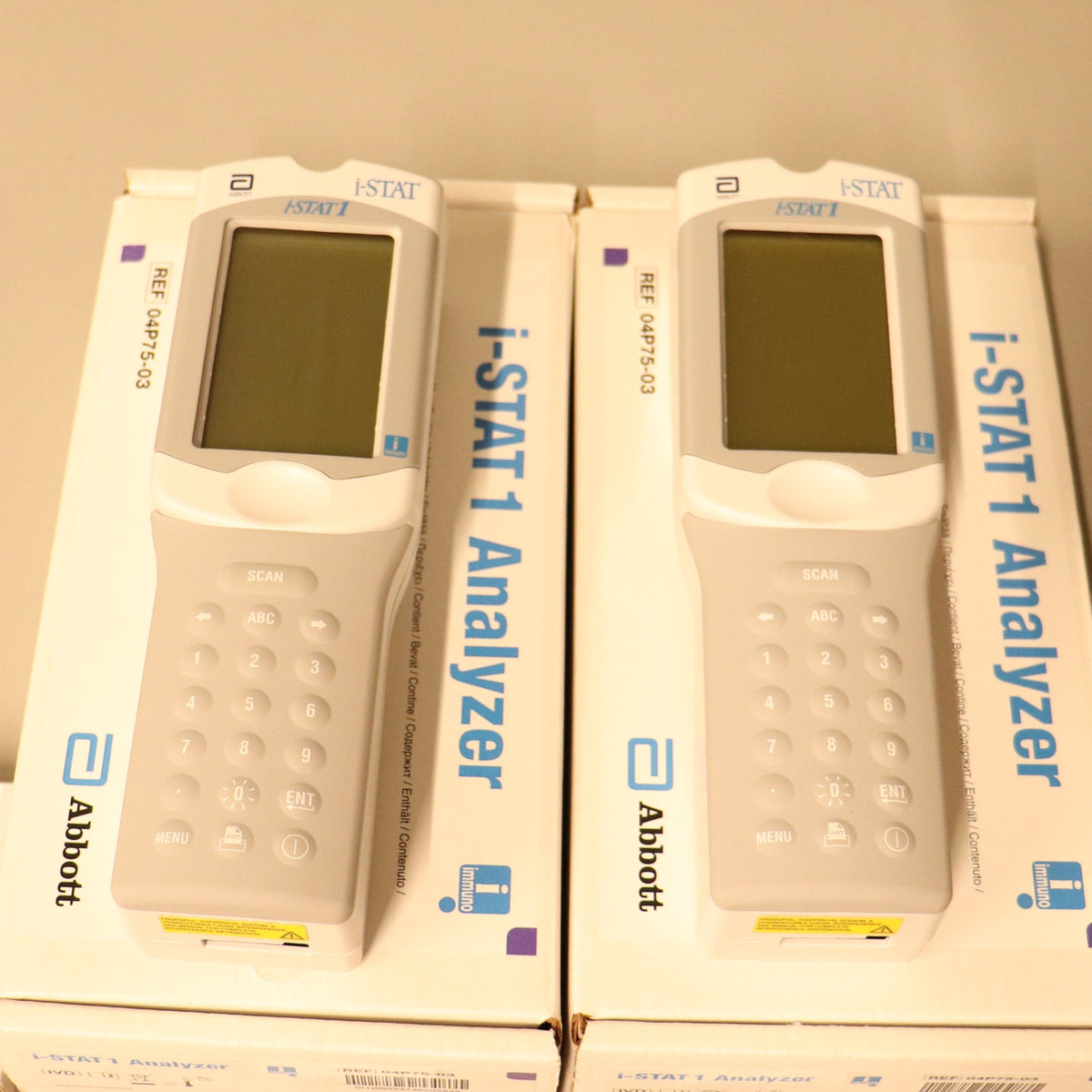 Lot Abbott i-STAT 1 300-G Blood Analyzer