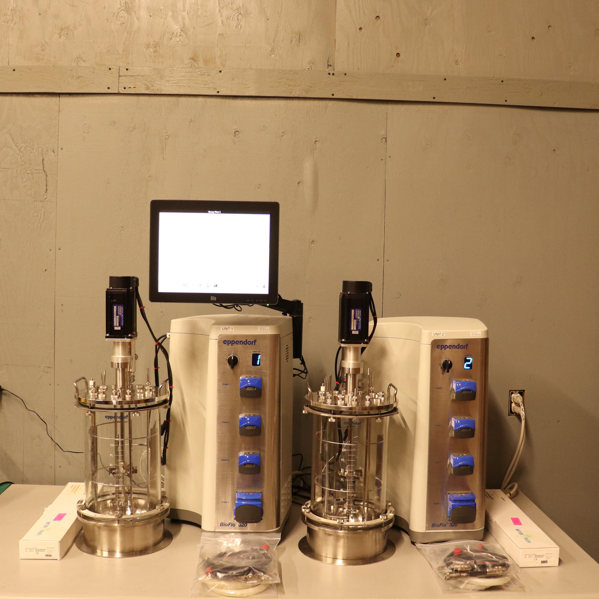 2x Eppendorf BioFlo 320 Bioprocess Control Station Fermenter Bioreactor w/ 10L Vessel