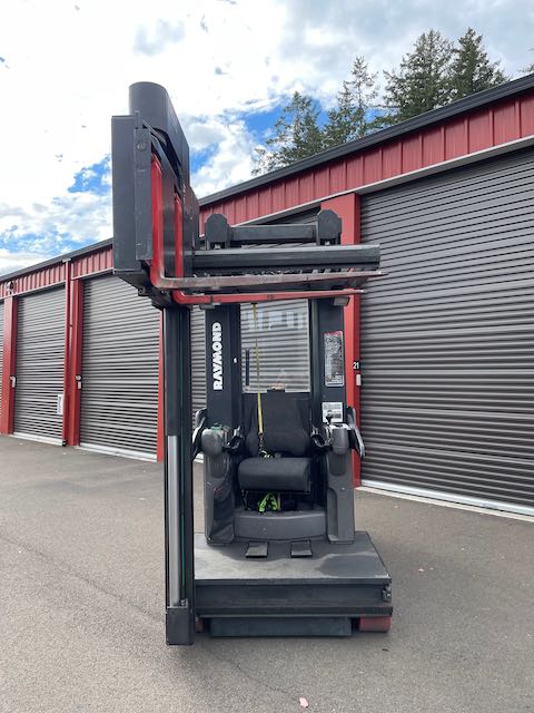 2004 Raymond 48V Man Up Narrow Aisle Forklift 3000lb SA-CSR30T