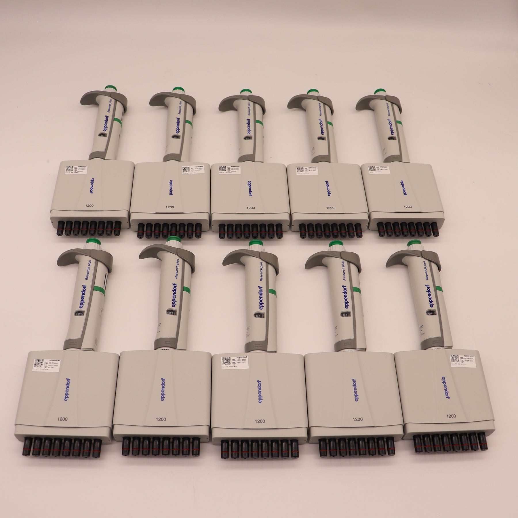 Lot of (10) Eppendorf Research Plus 8 Channel Pipettes 120-1200 uL